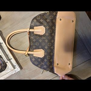 Rep Louis Vuitton